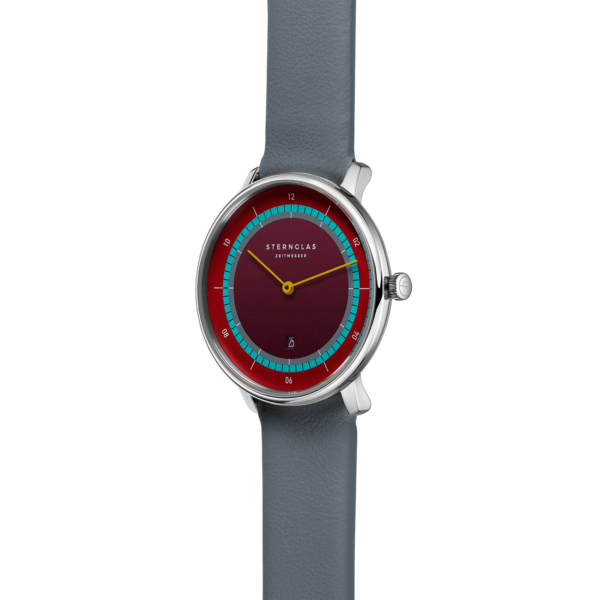 STERNGLAS NAOS XS Edition Argo rot silber / Klassik eisblau S01-NDA24-KL10S01-NDA24-KL10_naos_xs_e_argo_rot_silber_klassik_blau_45grad.png