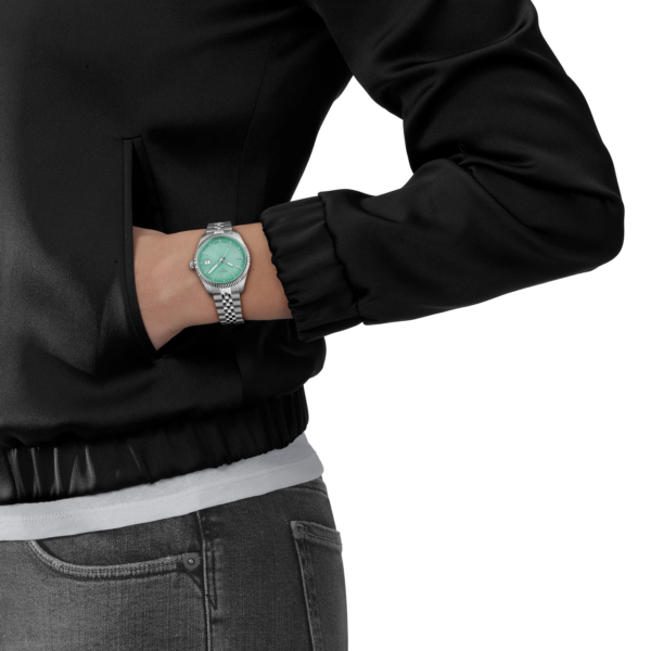 TISSOT DAMEN Armbanduhr T-Classic  T1562101109100 – Bild 4